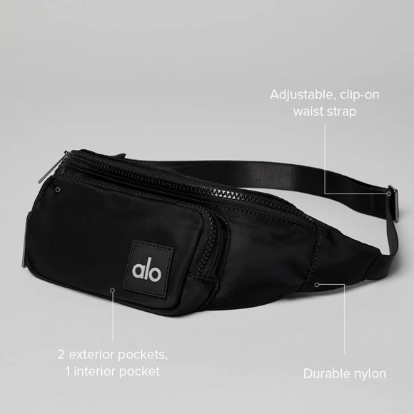 Alo Yoga EXPLORER FANNY PACK in Black - Picture 5 of 5